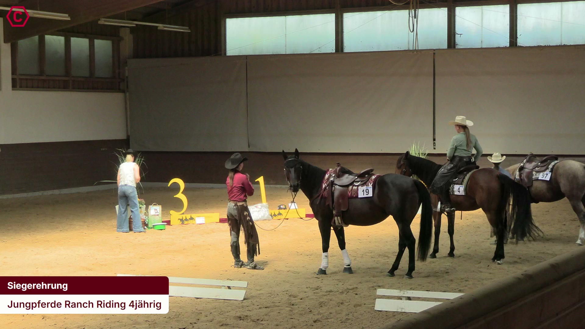 Siegerehrungs-Clip Jungpferde Ranch Riding 4jährig