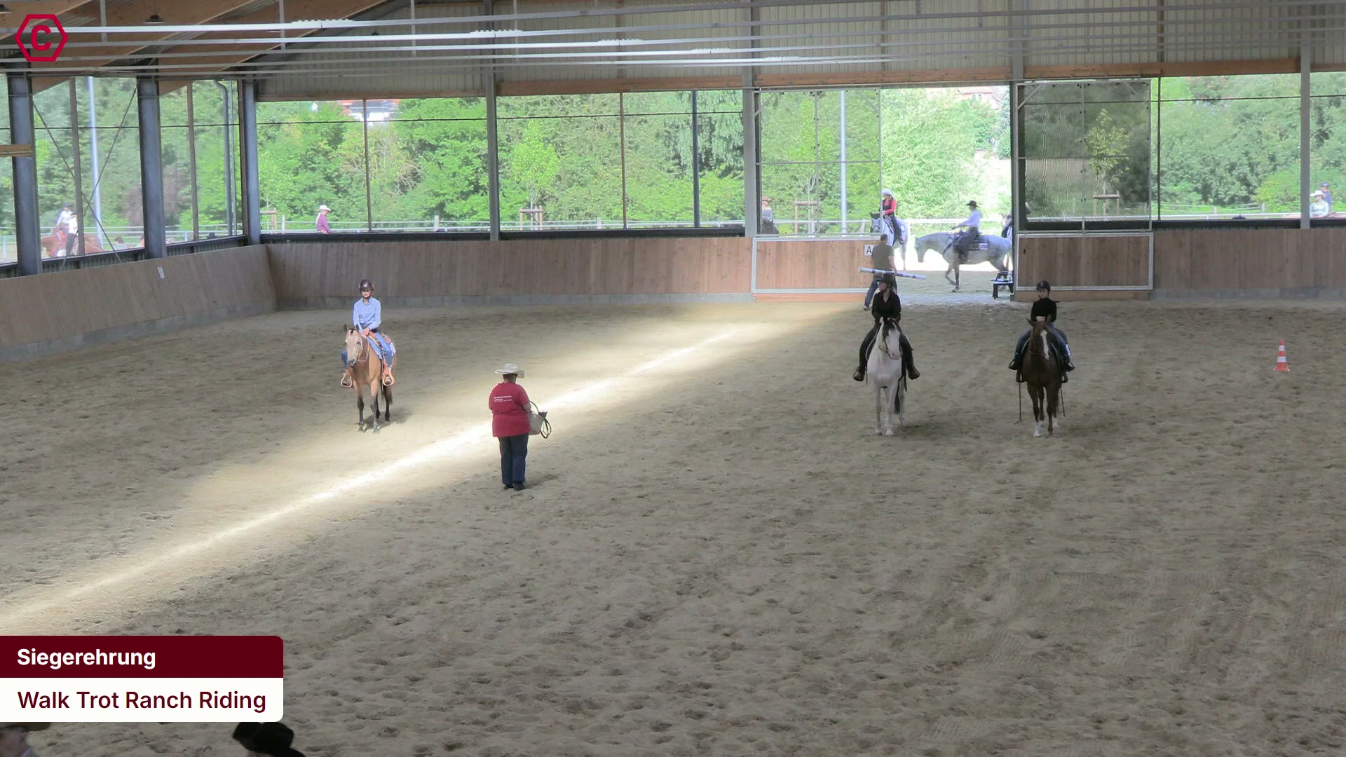 Siegerehrungs-Clip Walk Trot Ranch Riding